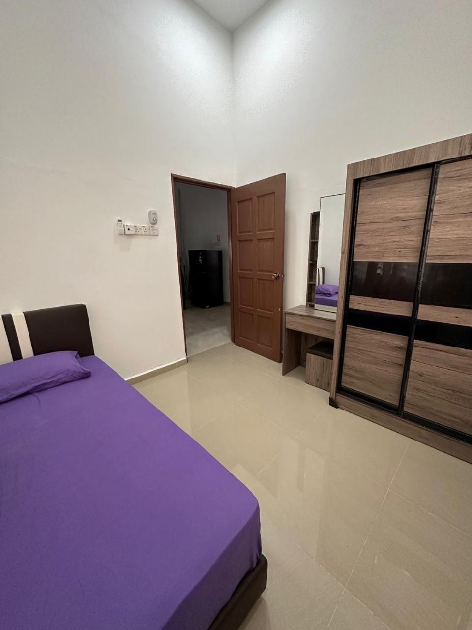 Homestay Kemaman Fyna08 Semi-D, 4 Bedrooms Dekat Pantai 科亚 外观 照片